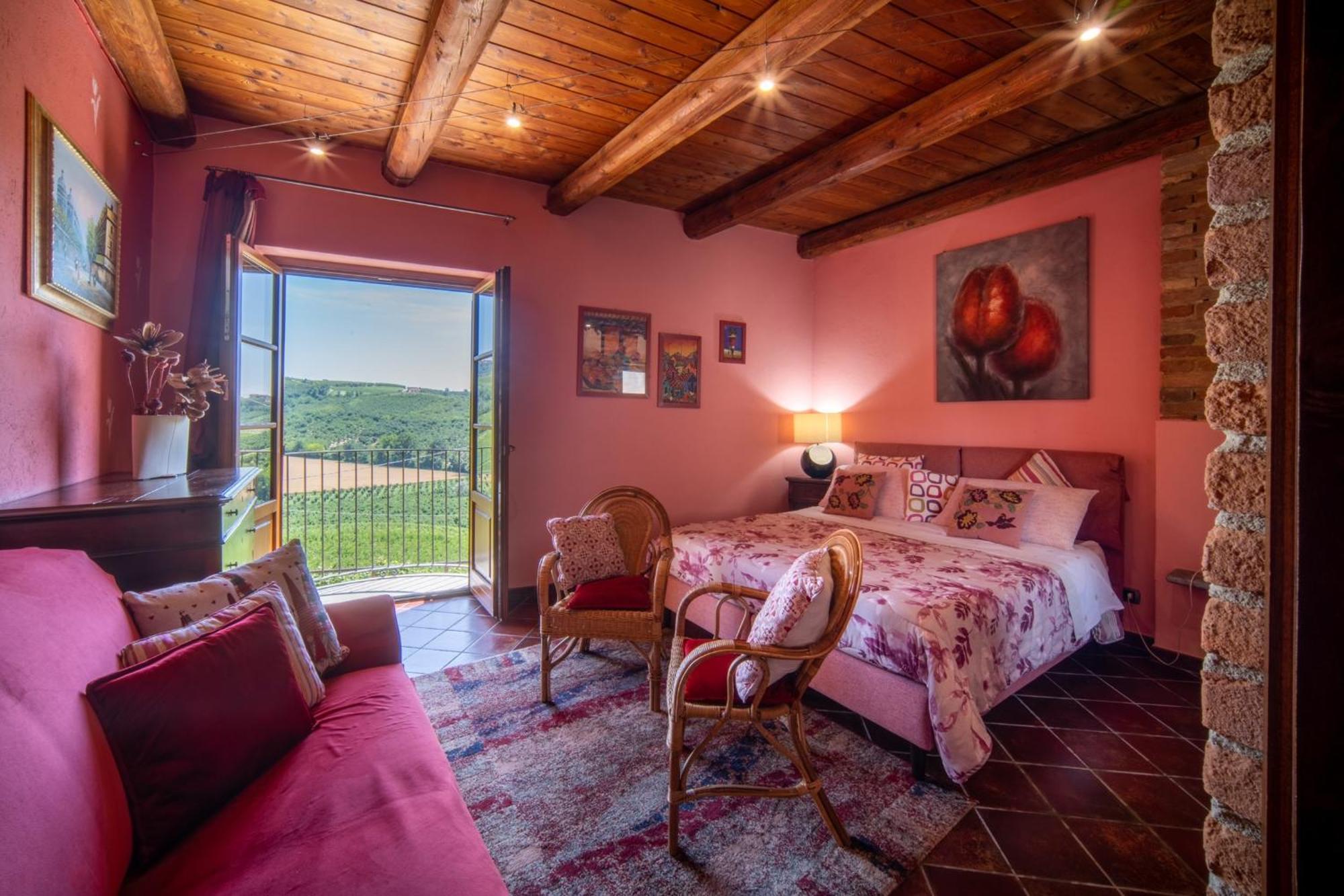 Bed and Breakfast Cascina Baresane Альба Екстер'єр фото