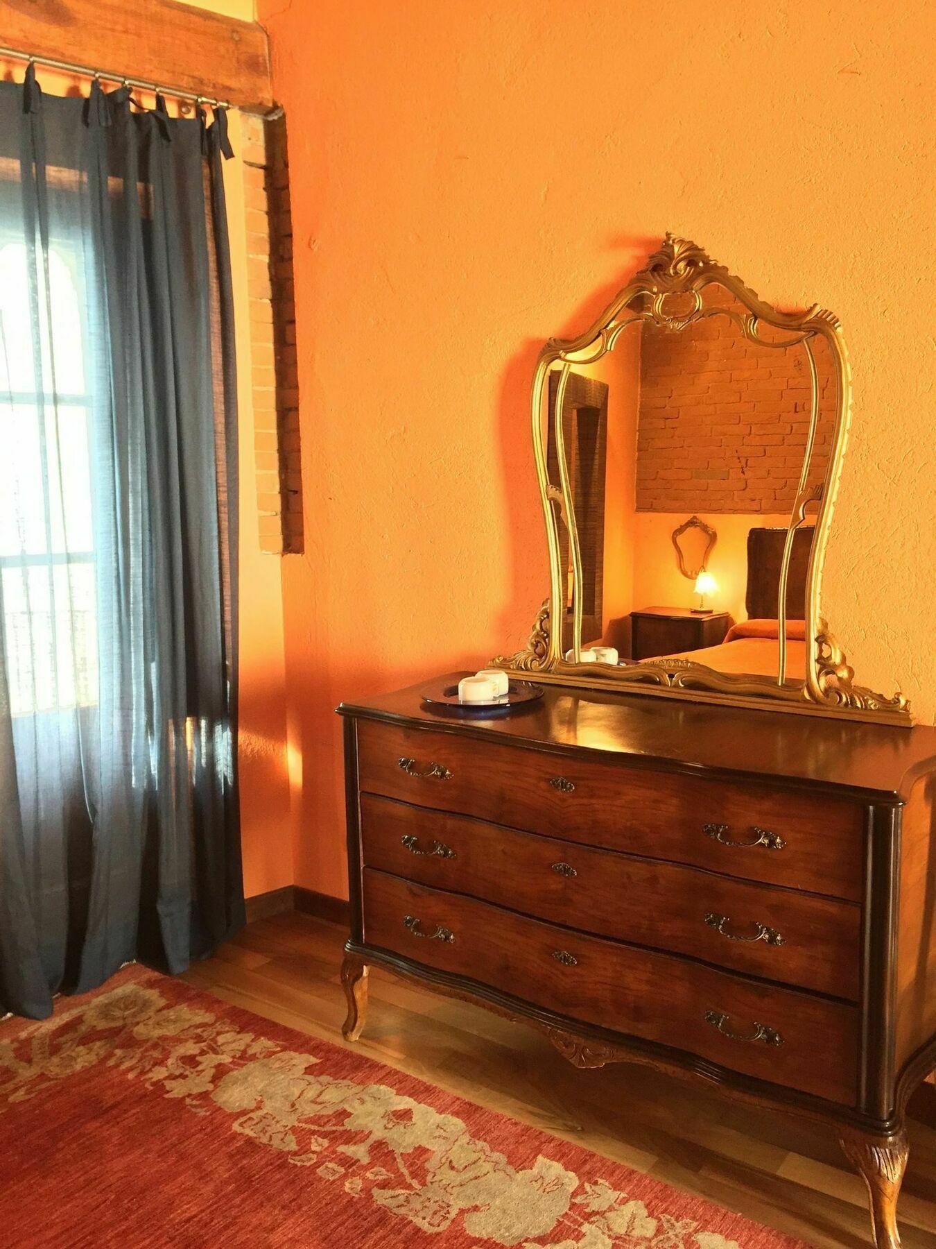 Bed and Breakfast Cascina Baresane Альба Екстер'єр фото